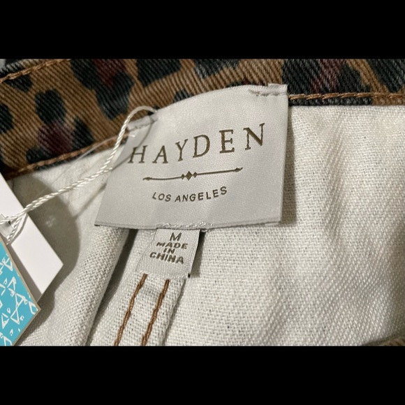 Women’s Hayden Los Angeles leopard denim skirt size medium NWT - Picture 5 of 7